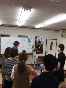 休日にカット講習開催_20161004_1